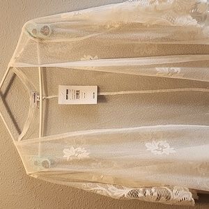 NWT Ivory color size small kimono